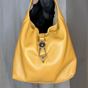 VINTAGE DOONEY & BOURKE PEBBLE GRAIN LOCK SAC